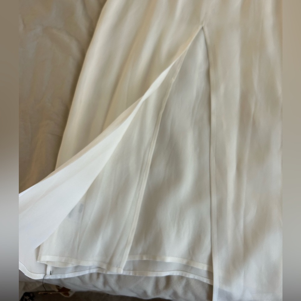 Reformation Bryony Dress in WHITE - Picture 11 of 16